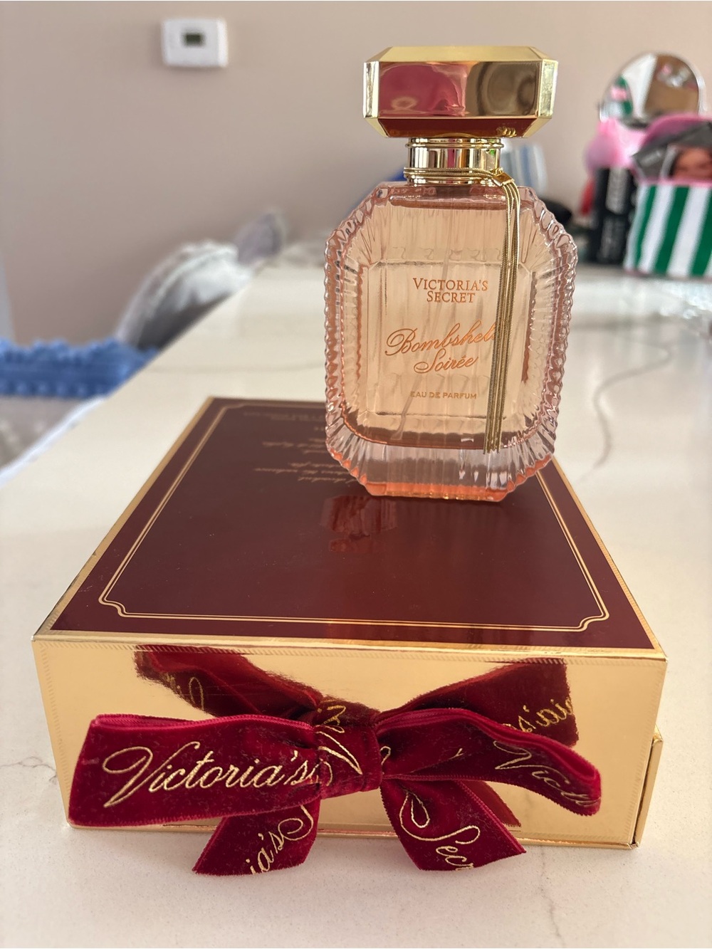 VS Bombshell - Picture 1 of 3